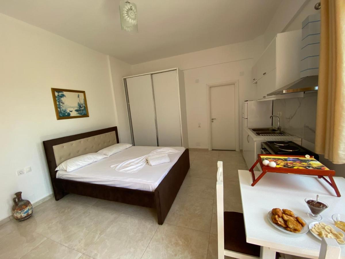 Am Apartment Sarande Exterior photo