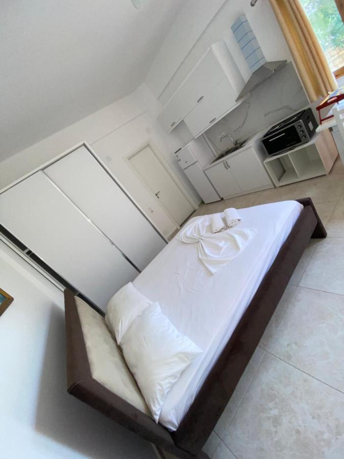Am Apartment Sarande Exterior photo